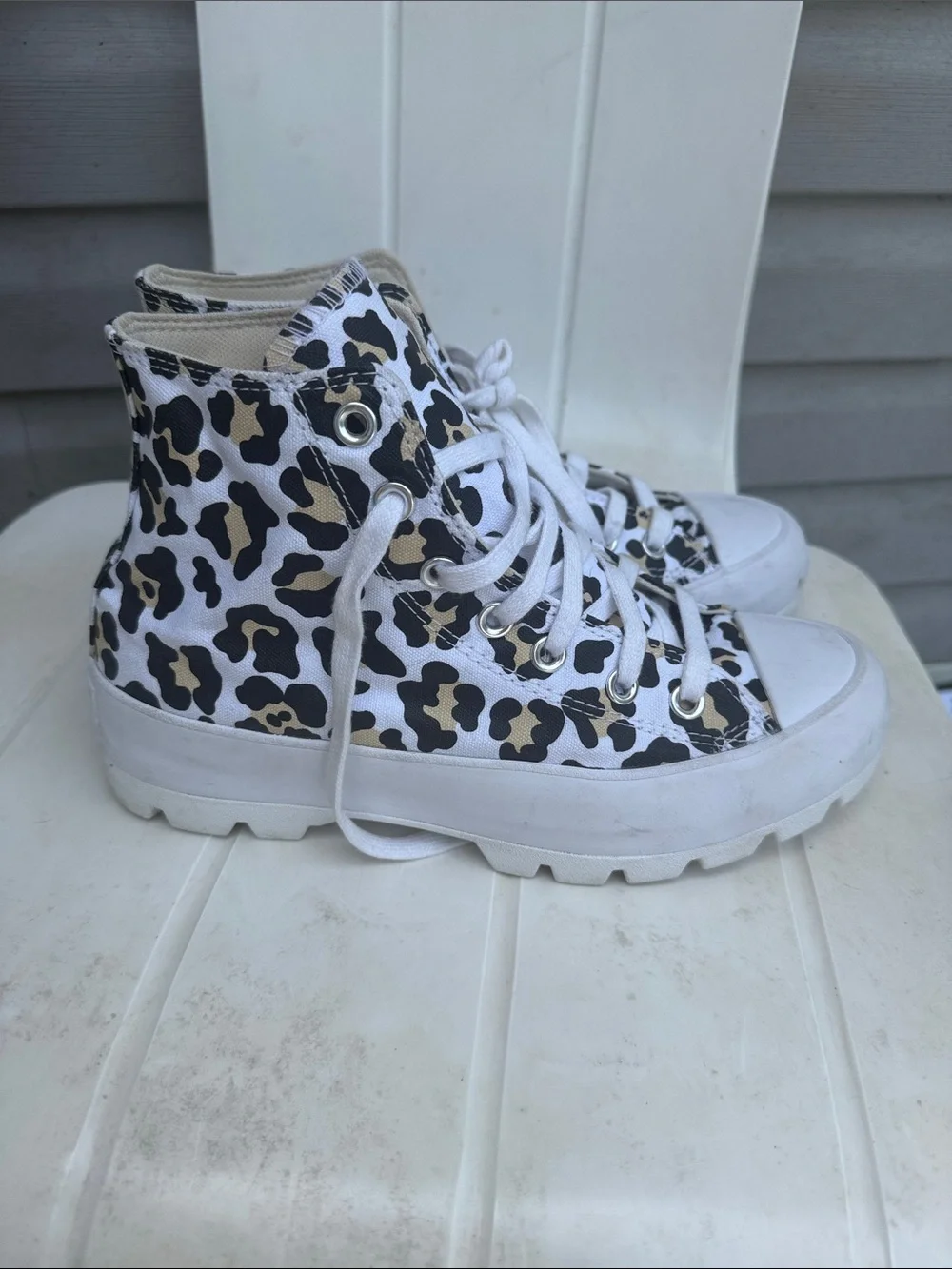 Converse Women Leopard Print High Top Sneakers - White/Black/Tan
